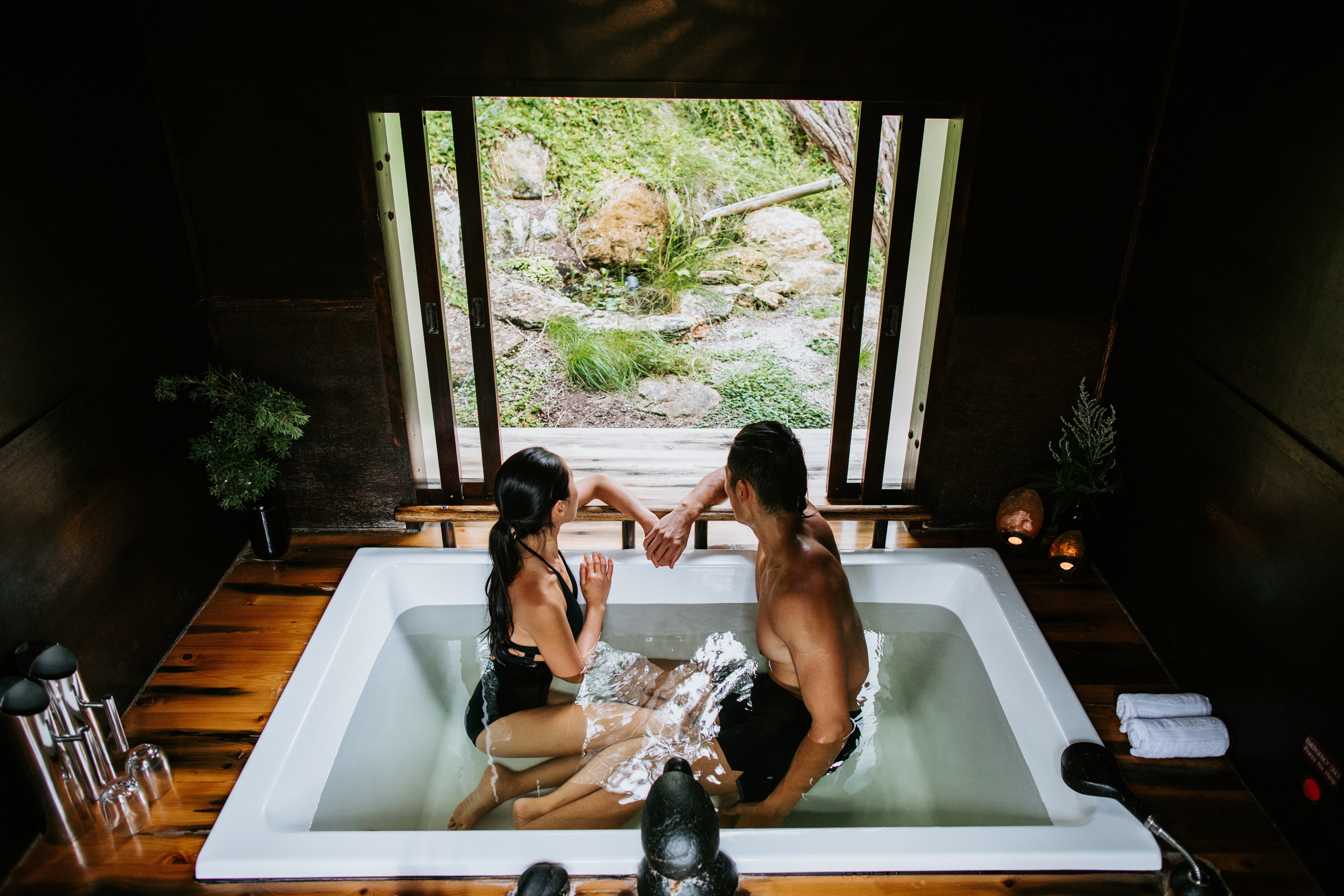 1641357248-spa-dreaming-centre-private-sanctuary-couple-landscape-3-2